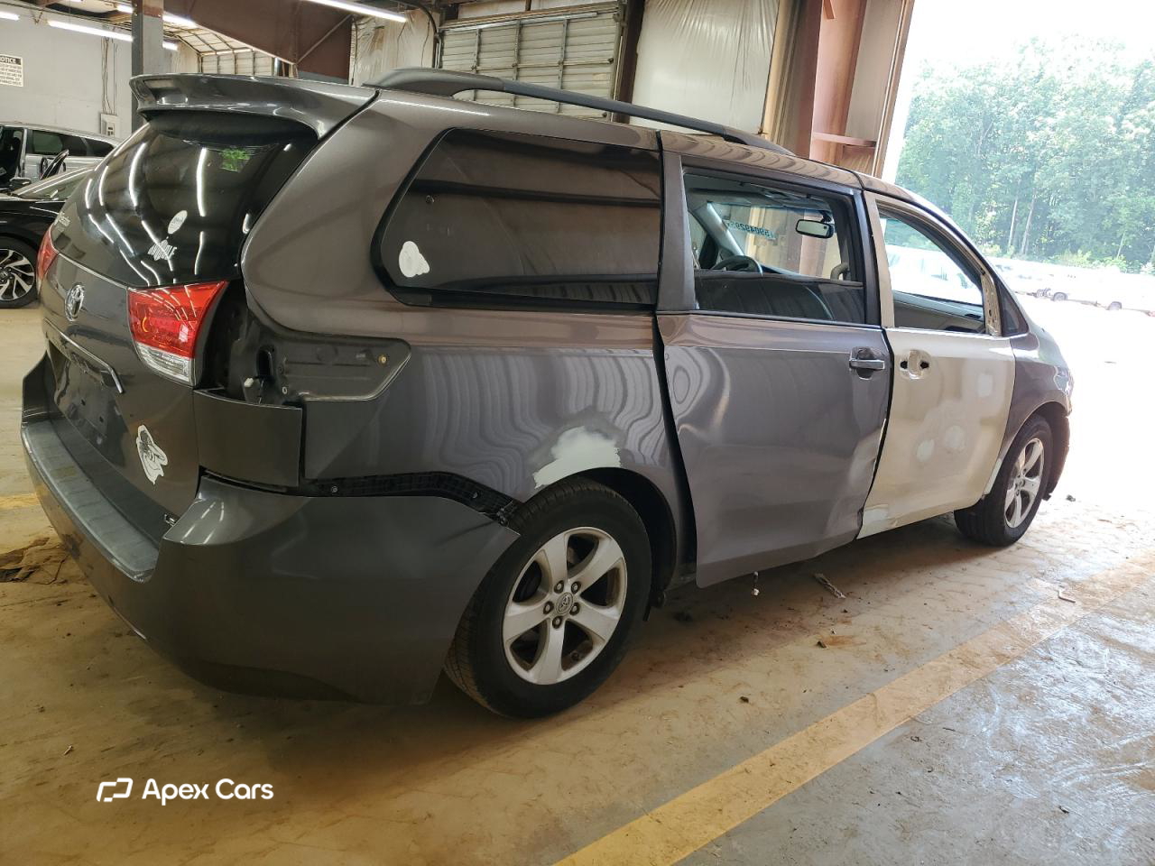 Toyota Sienna 2012