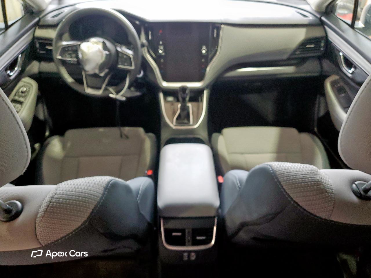 Subaru Outback 2025
