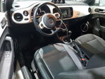 Volkswagen Beetle 2013