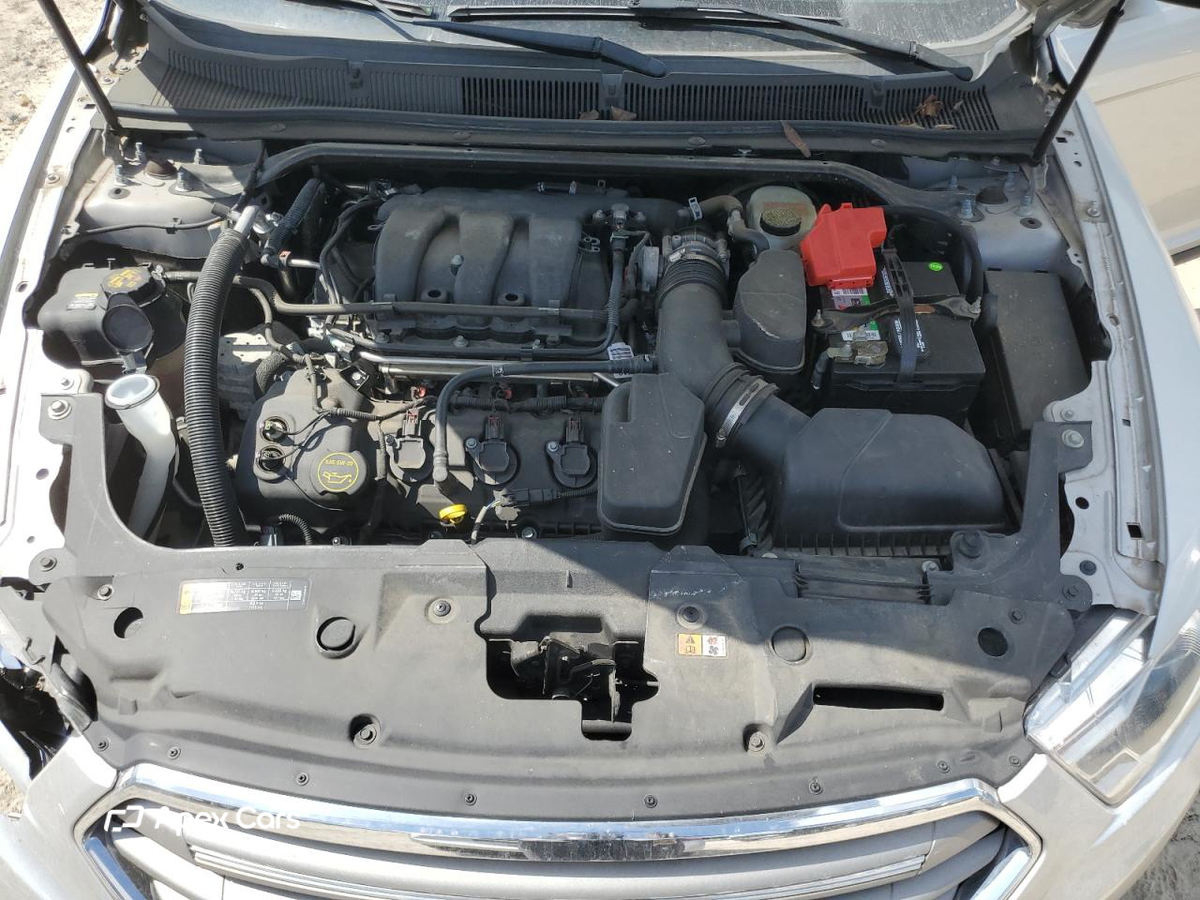 Ford Taurus 2016