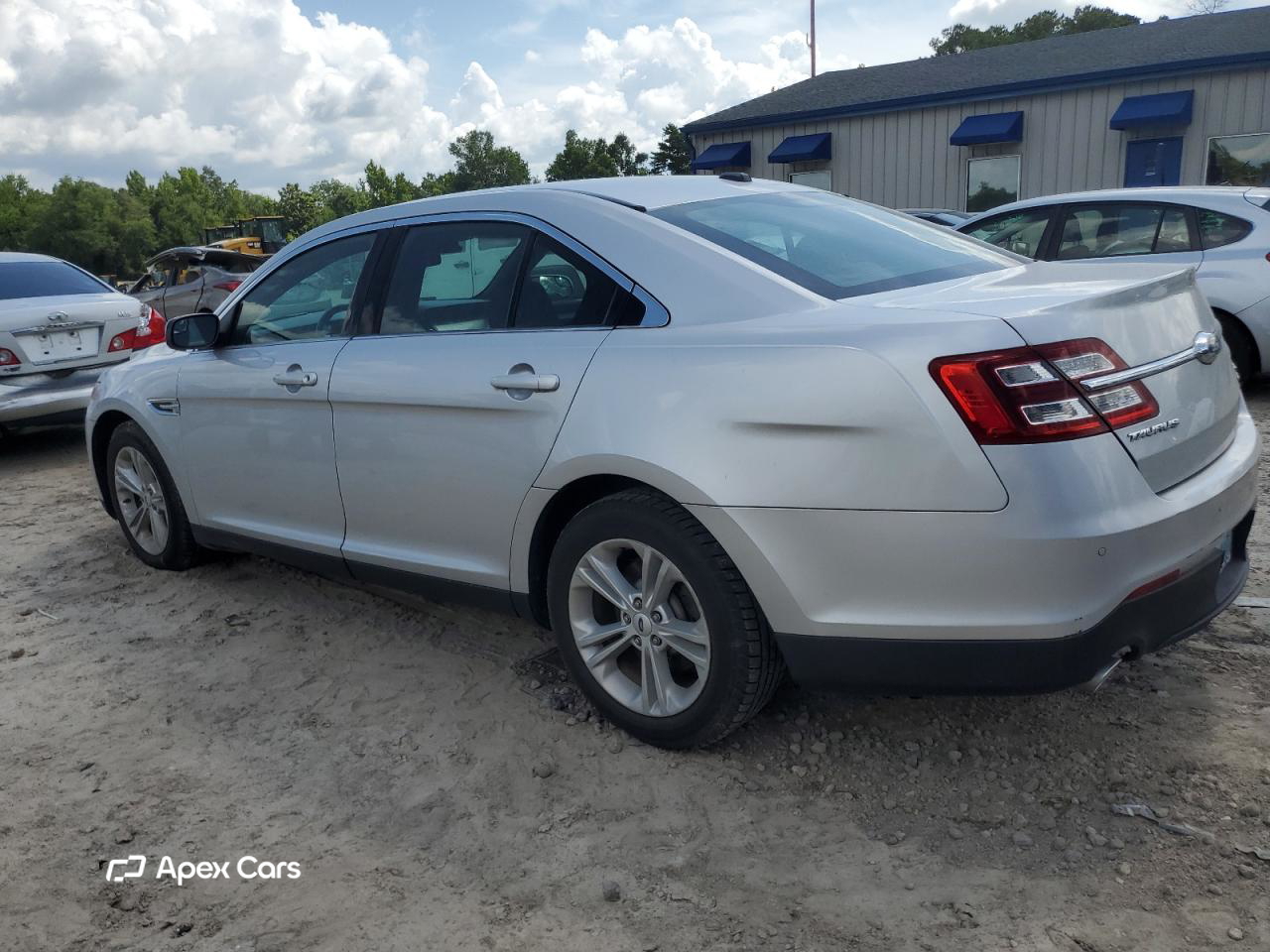 Ford Taurus 2016