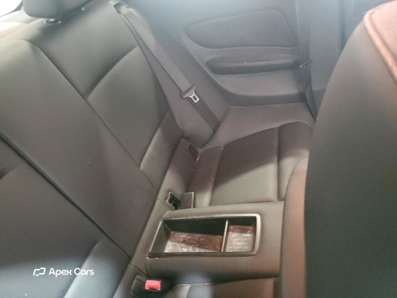 BMW Series 1 2010