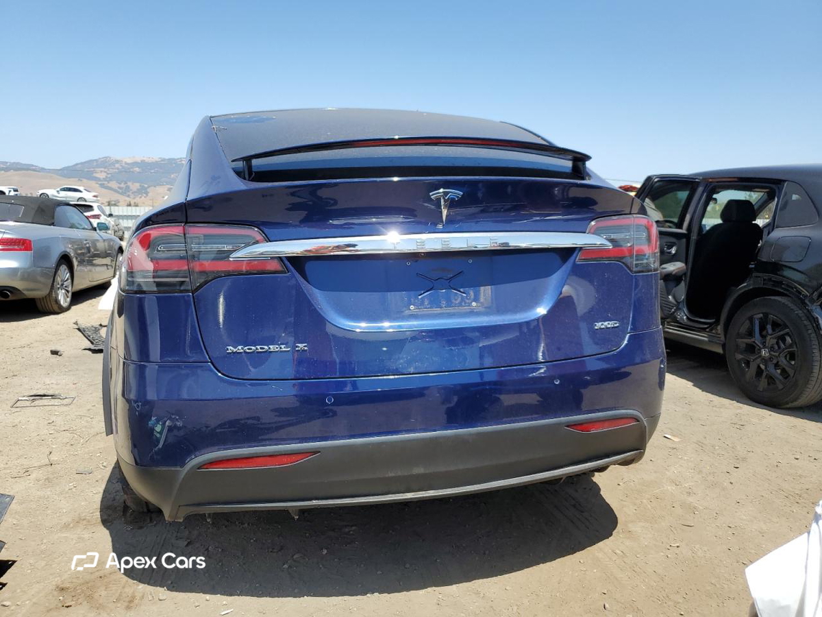 Tesla Model X 2018