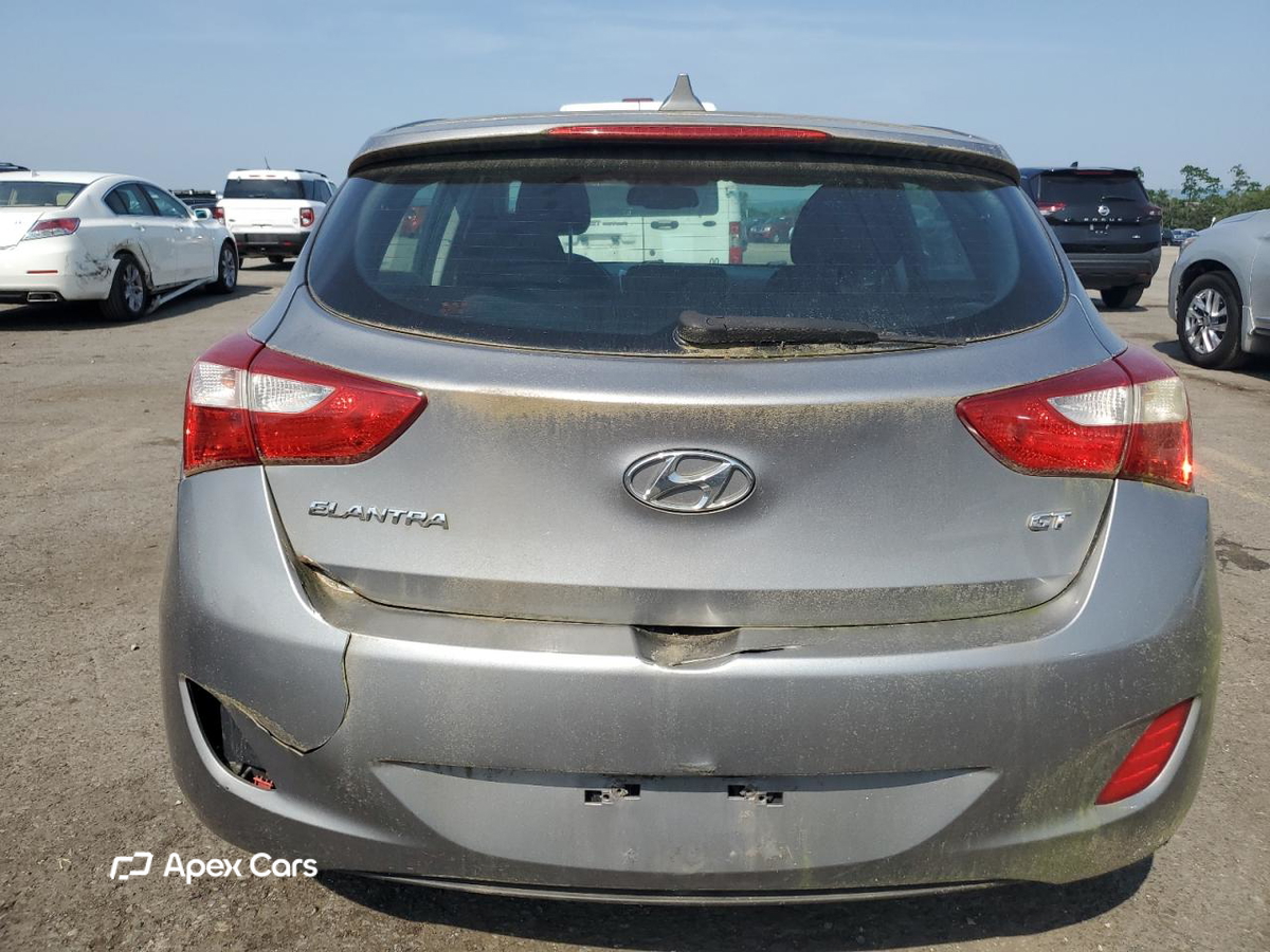 Hyundai Elantra 2013