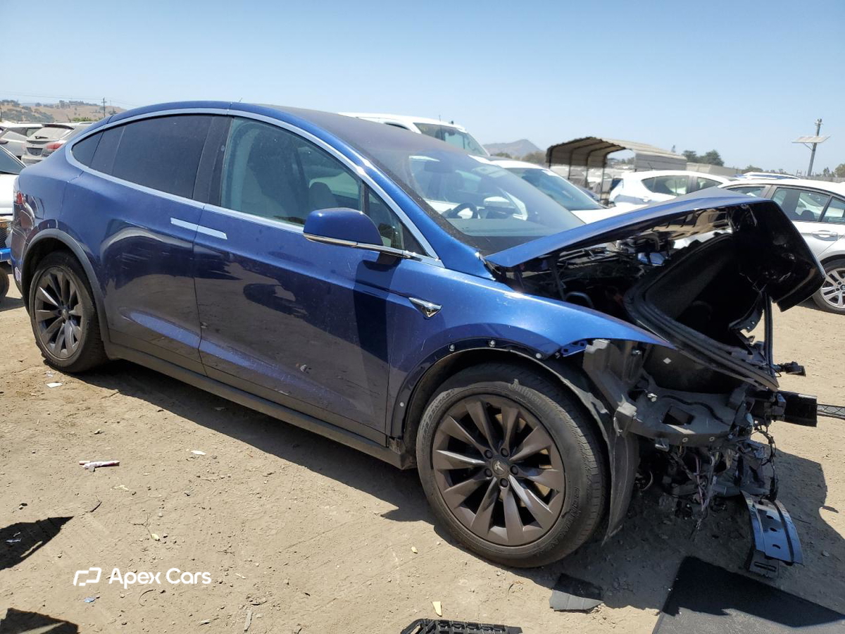 Tesla Model X 2018
