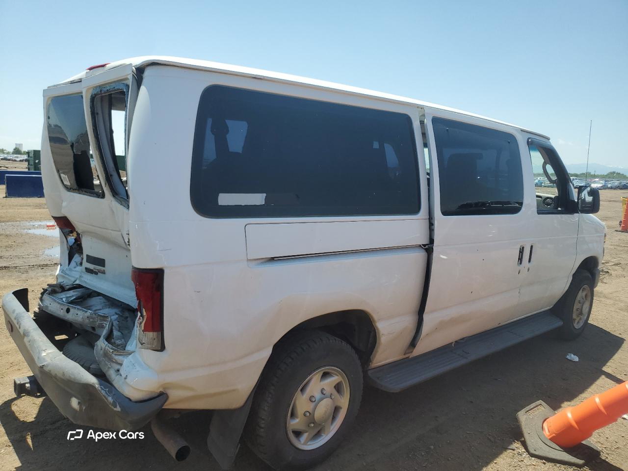 Ford Econoline 2010