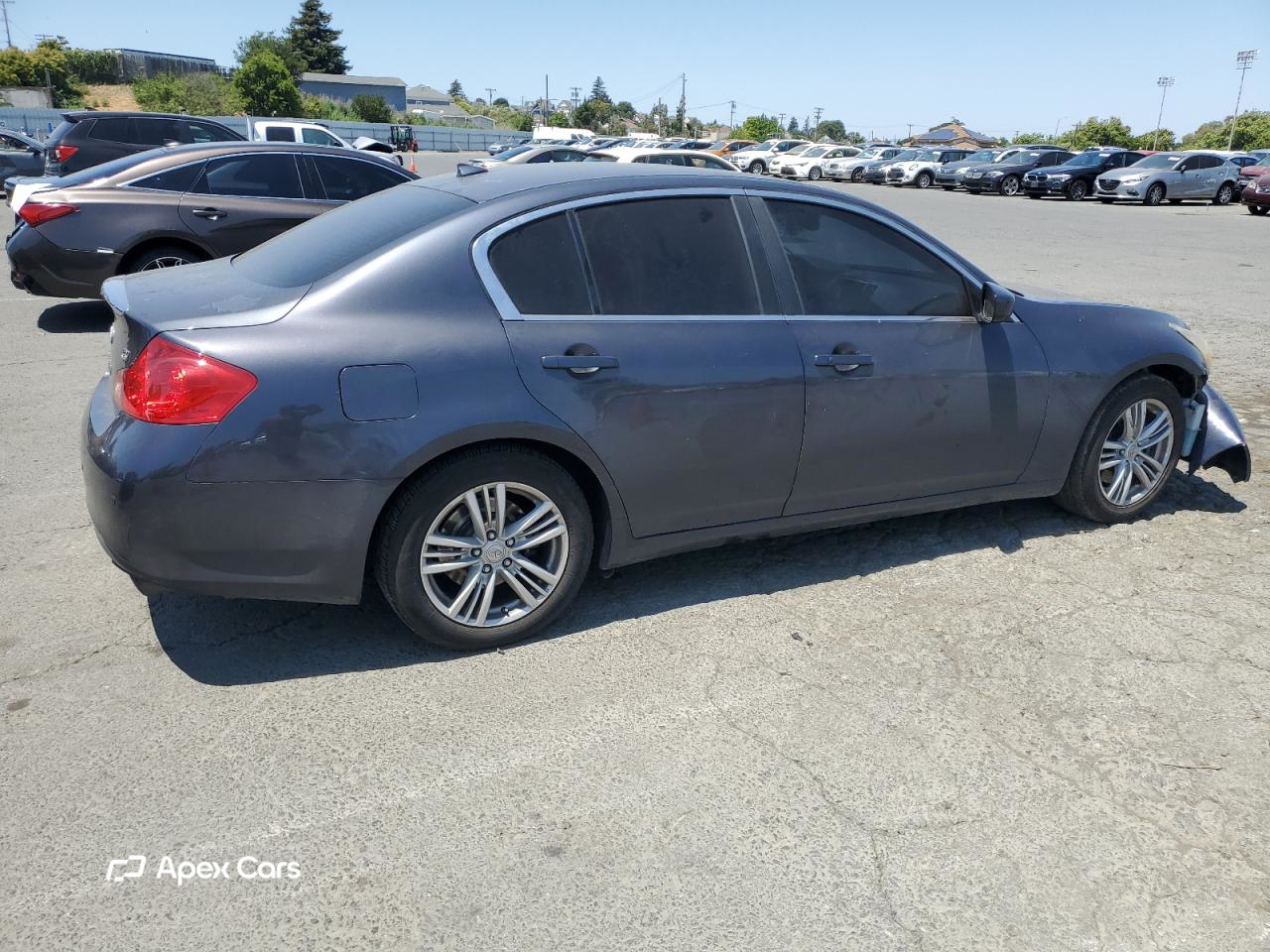Infiniti G 2013