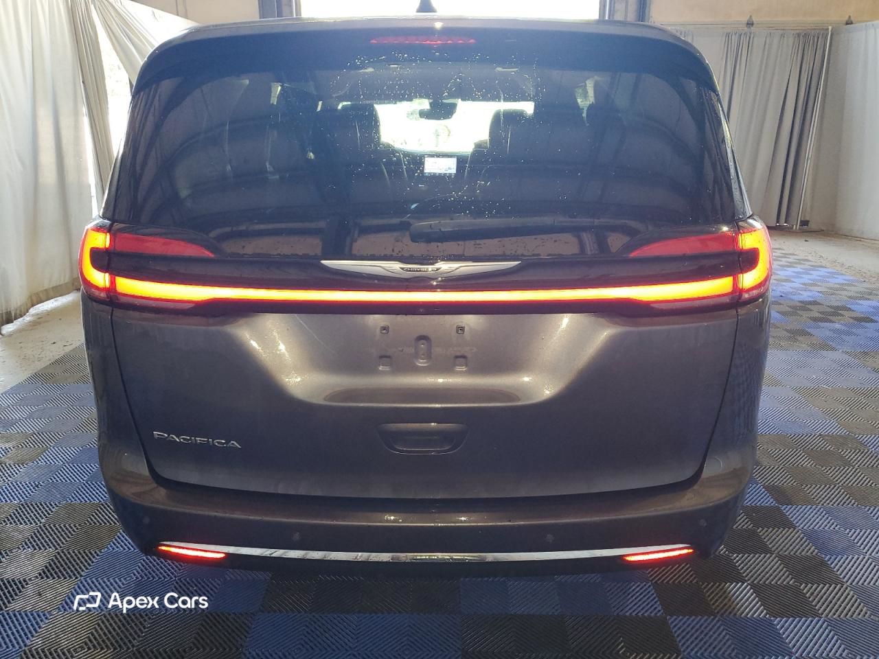 Chrysler Pacifica 2023