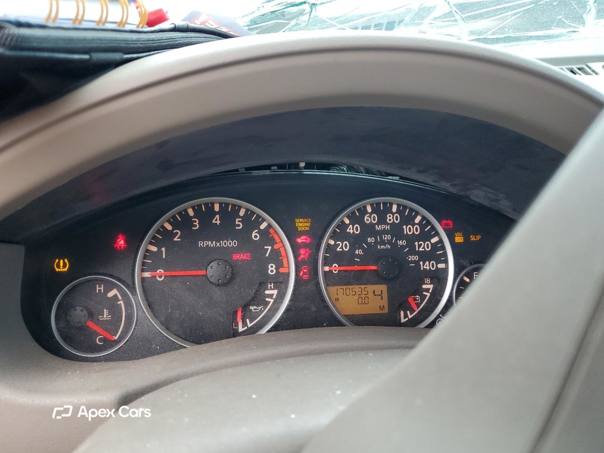 Nissan Pathfinder 2011