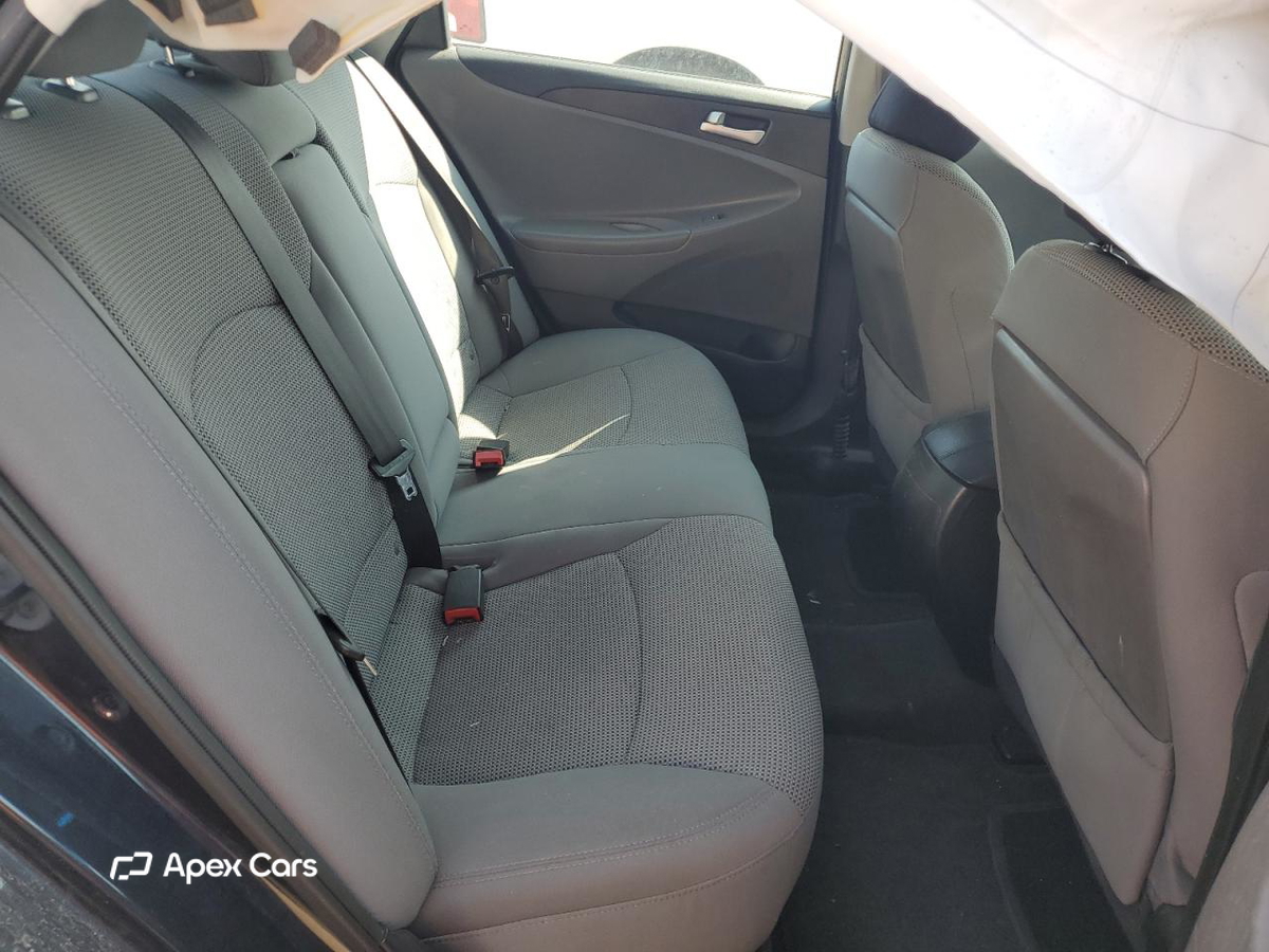 Hyundai Sonata 2013