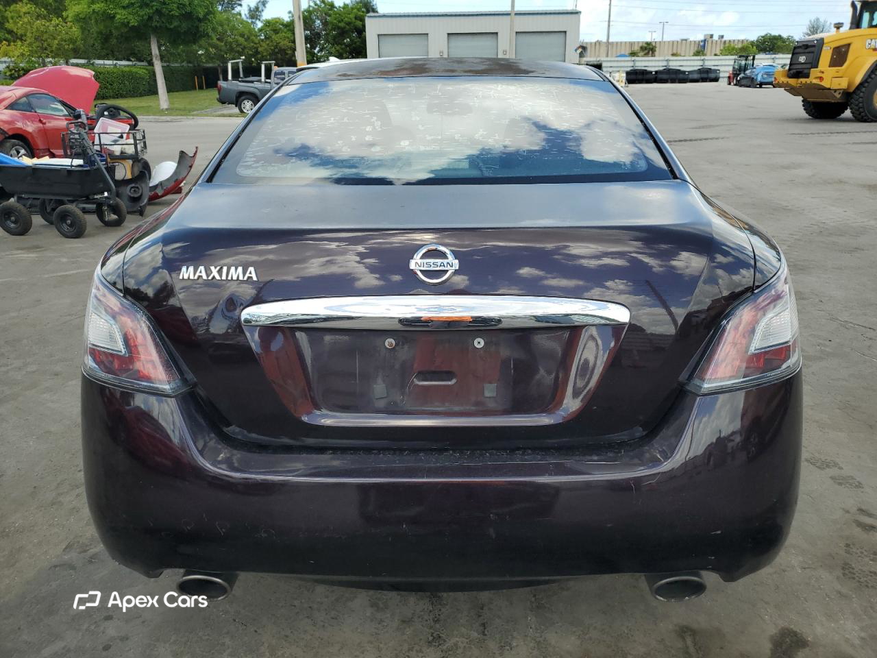 Nissan Maxima 2012