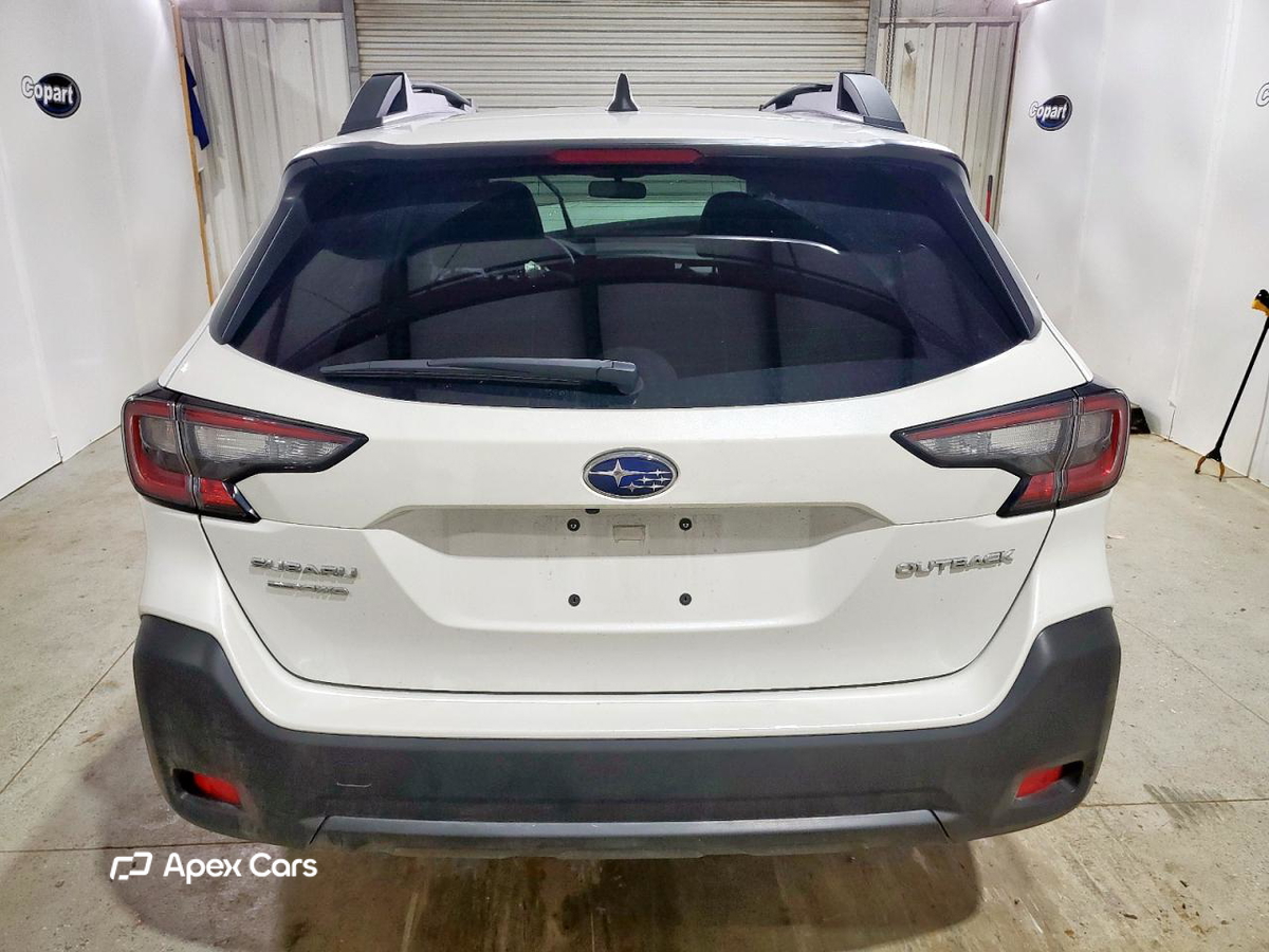 Subaru Outback 2025