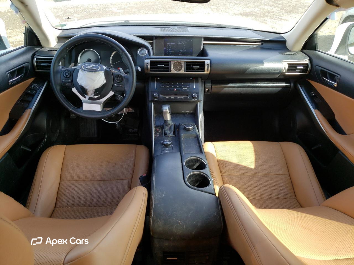 Lexus IS 2014