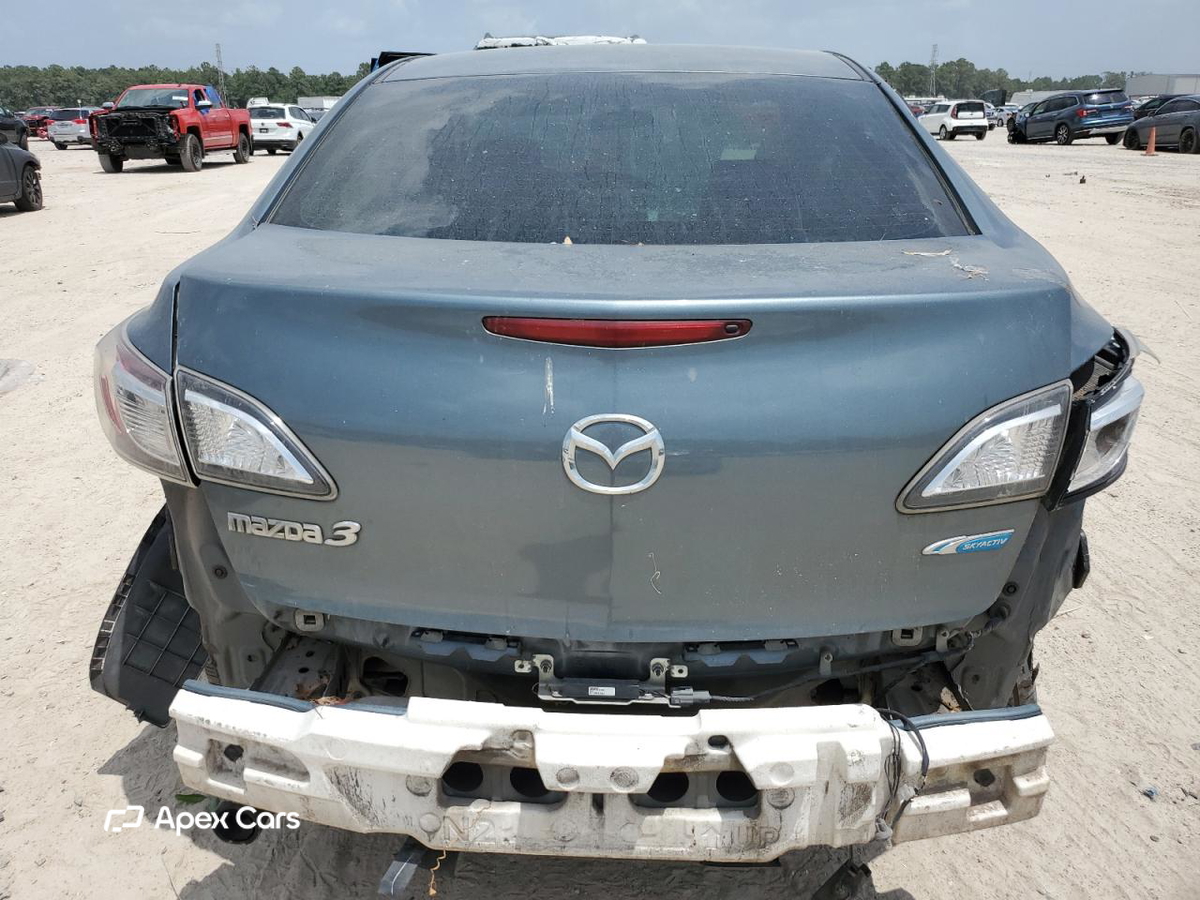 Mazda 3 2013