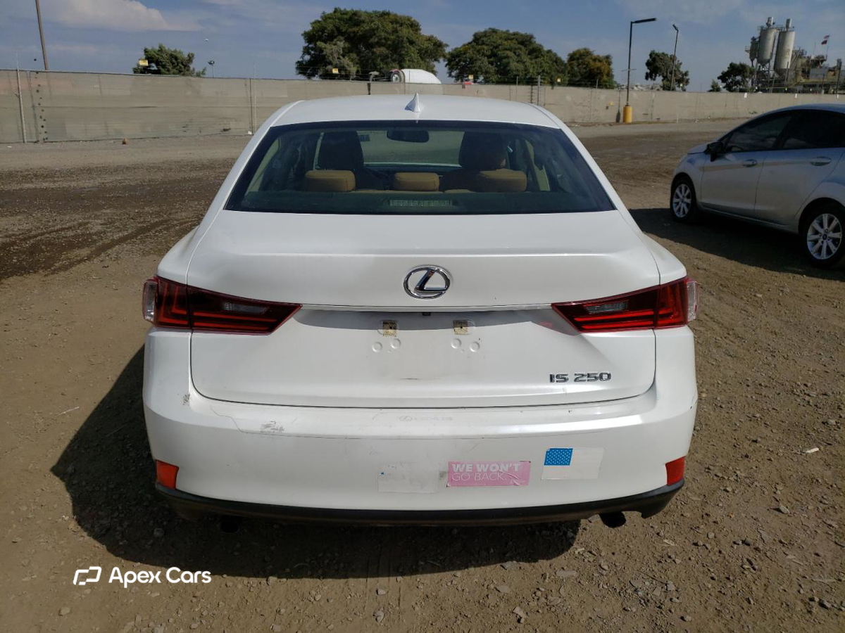 Lexus IS 2014