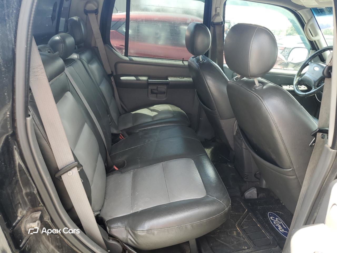 Ford Explorer 2004