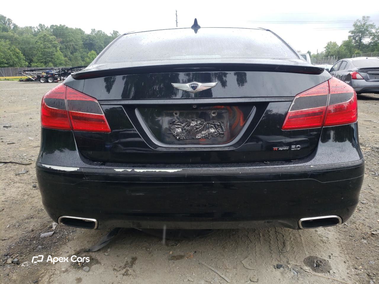 Hyundai Genesis 2012