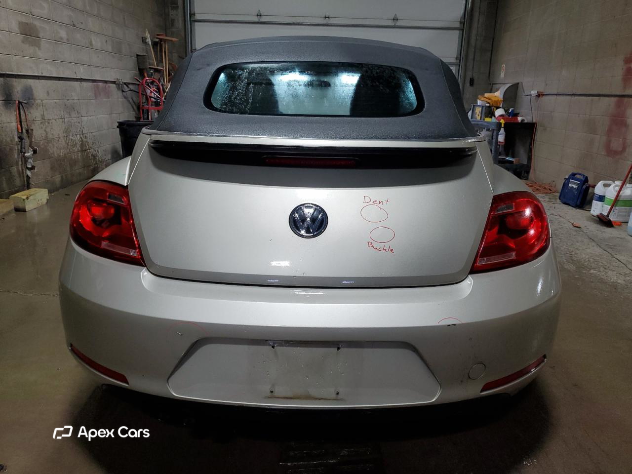 Volkswagen Beetle 2013