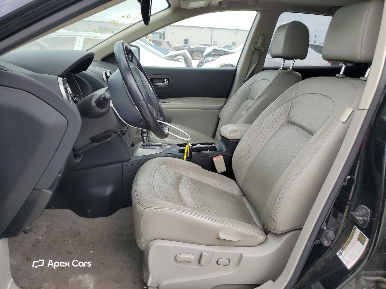 Nissan Rogue 2010