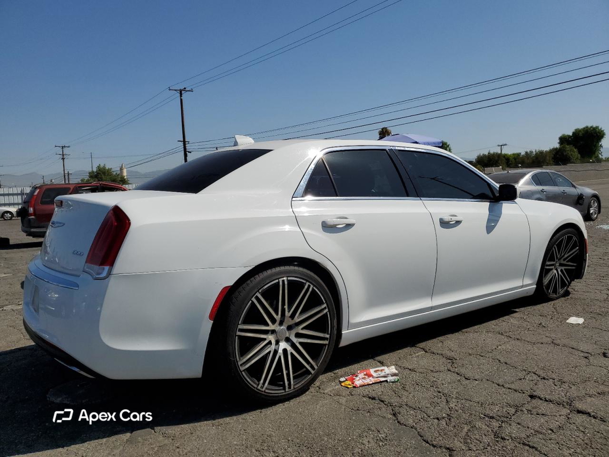 Chrysler 300 2015