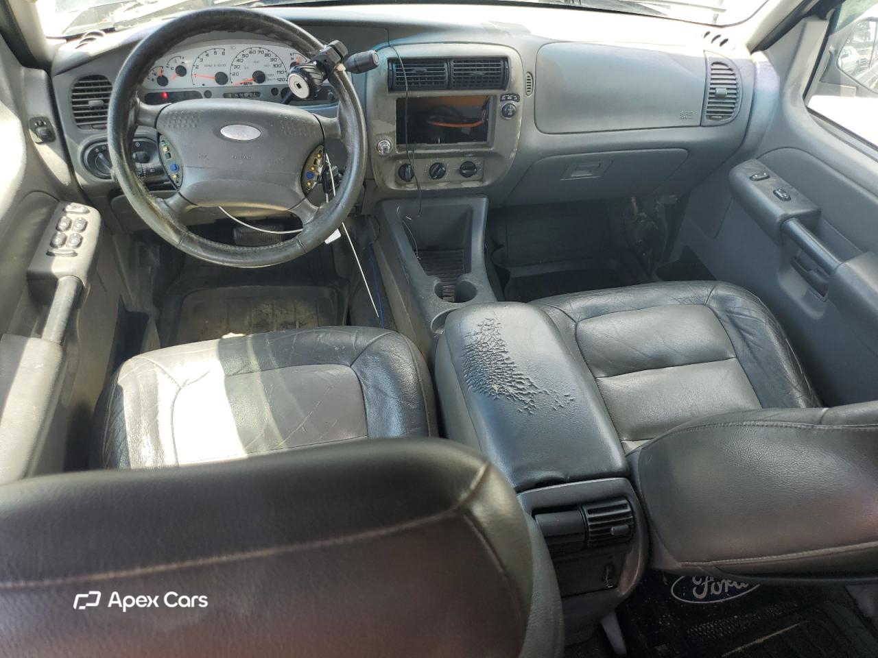 Ford Explorer 2004