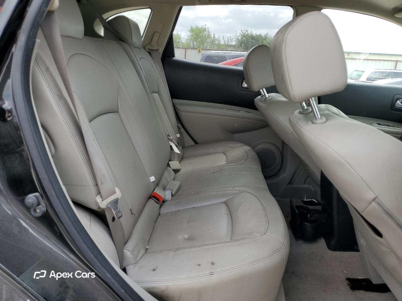Nissan Rogue 2010