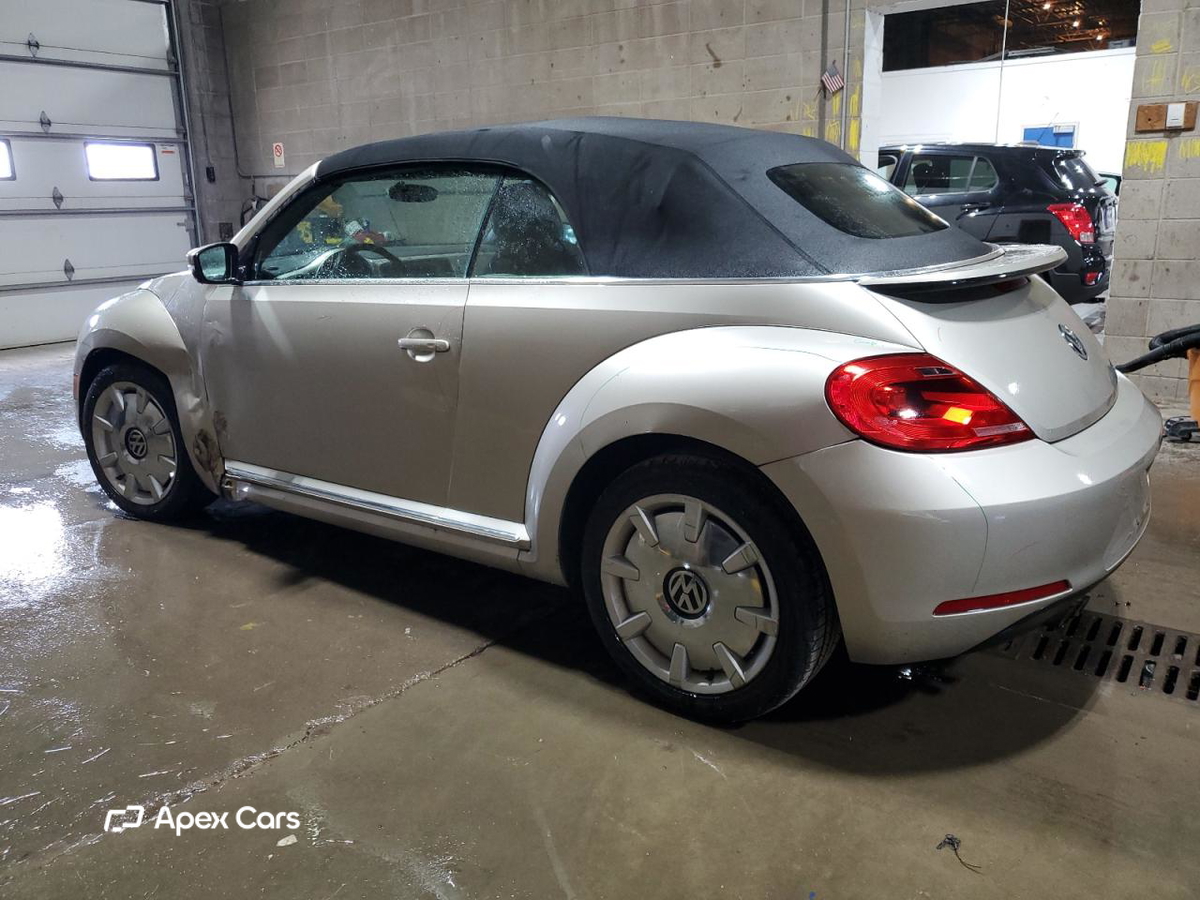 Volkswagen Beetle 2013