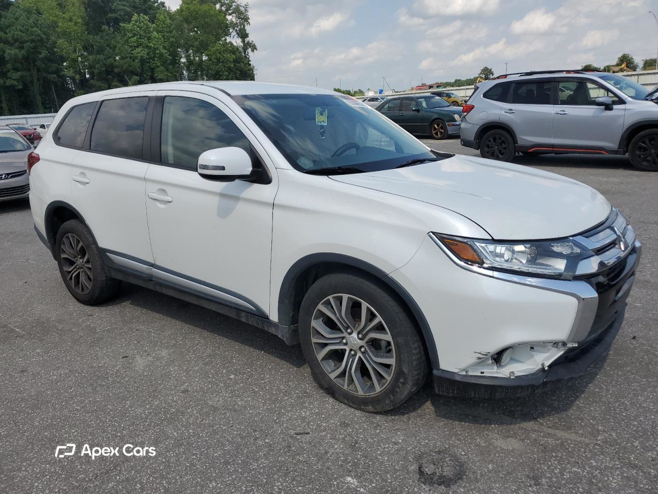 Mitsubishi Outlander 2016