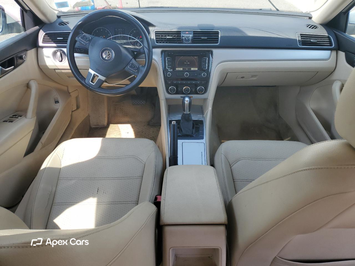 Volkswagen Passat 2012