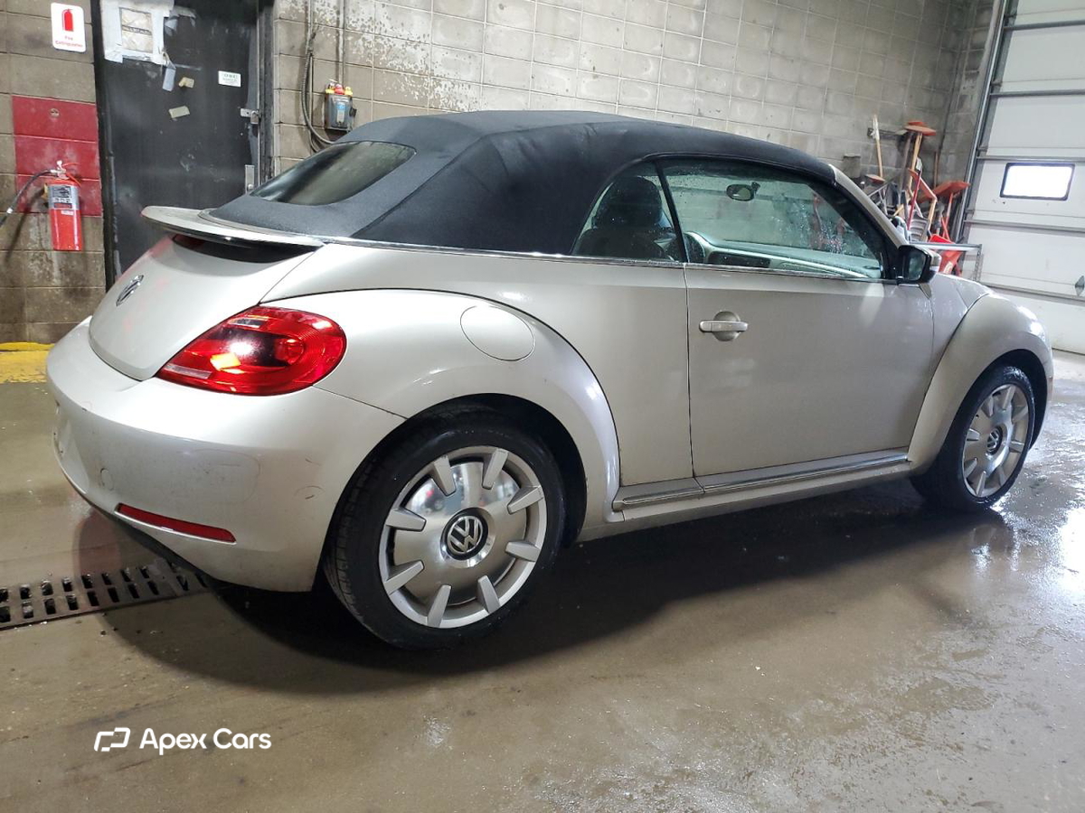 Volkswagen Beetle 2013