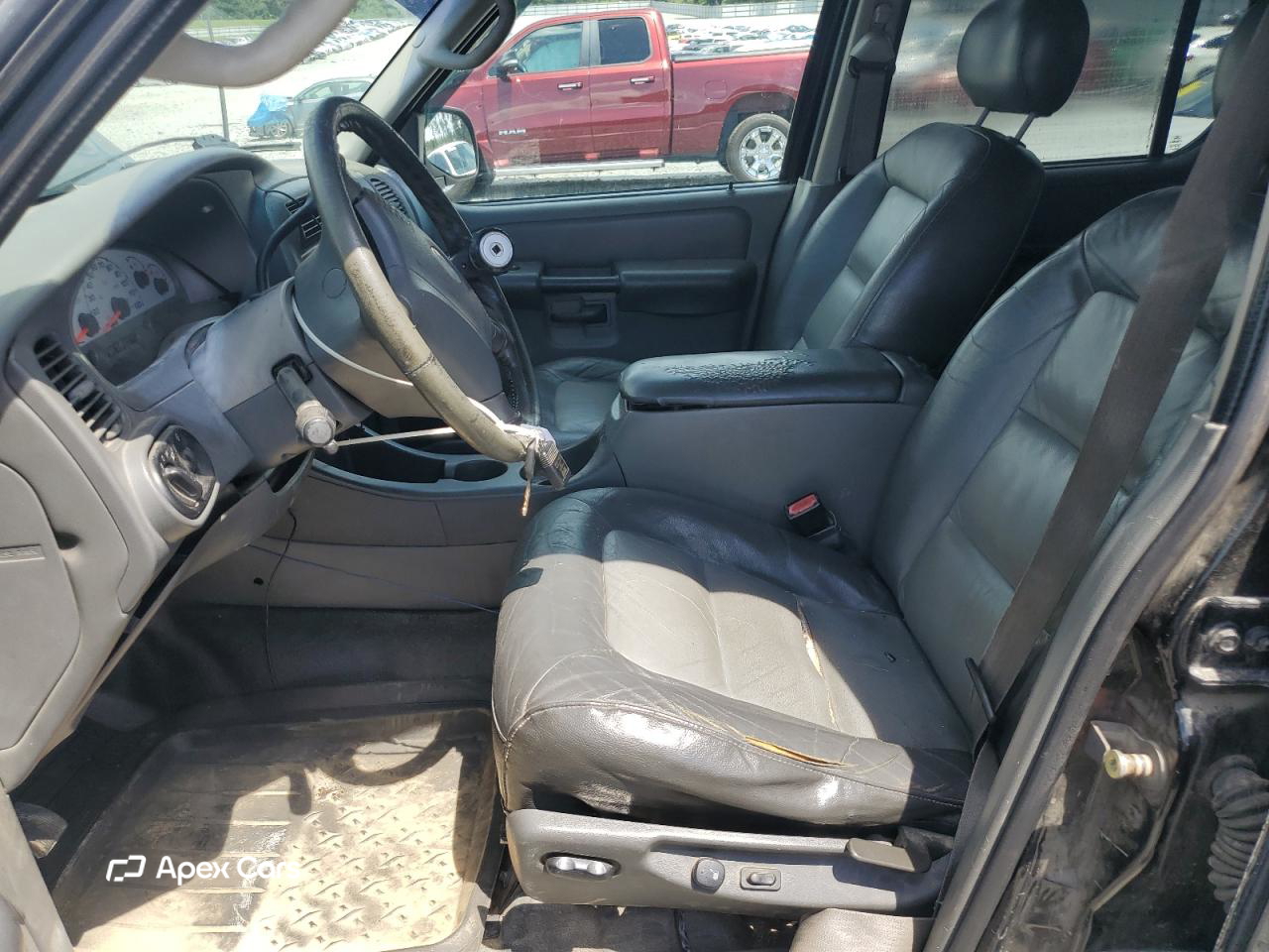 Ford Explorer 2004
