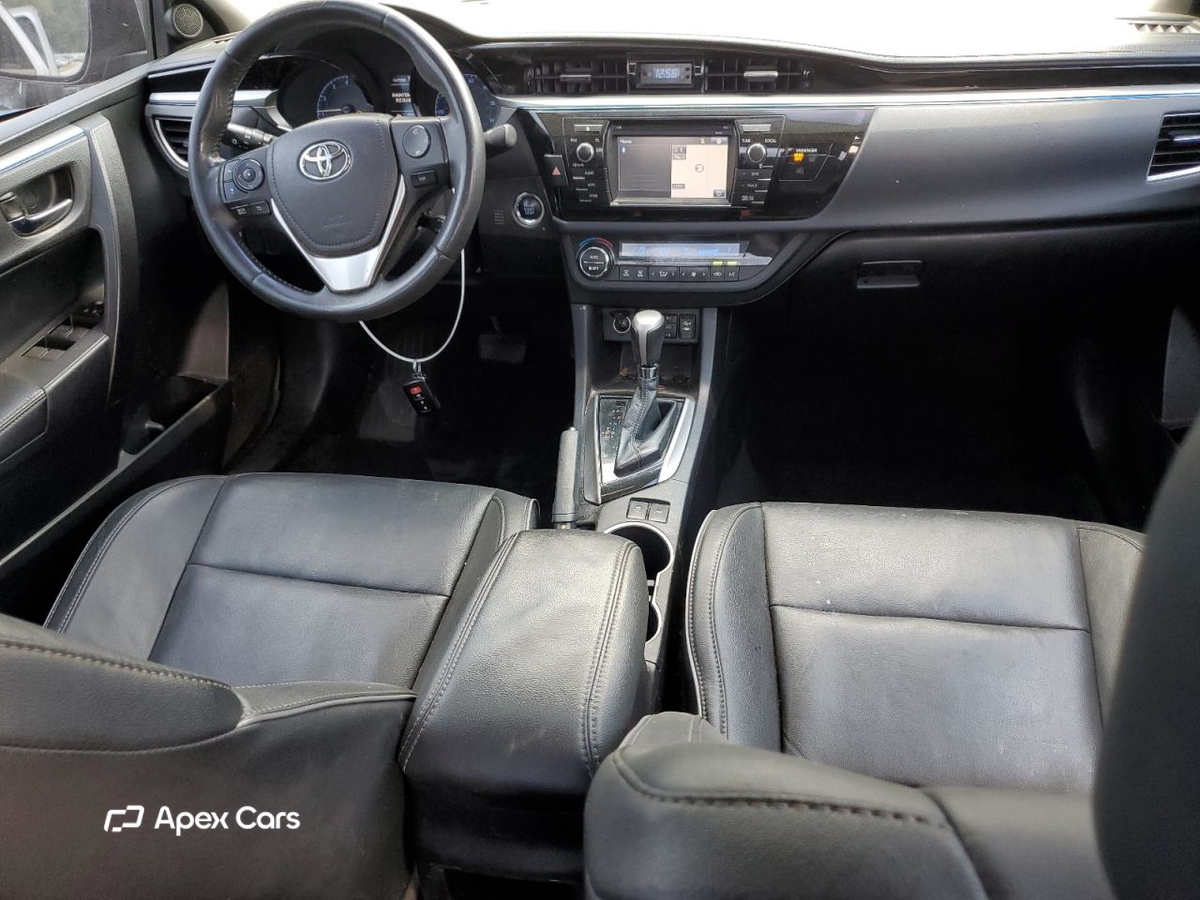 Toyota Corolla 2015