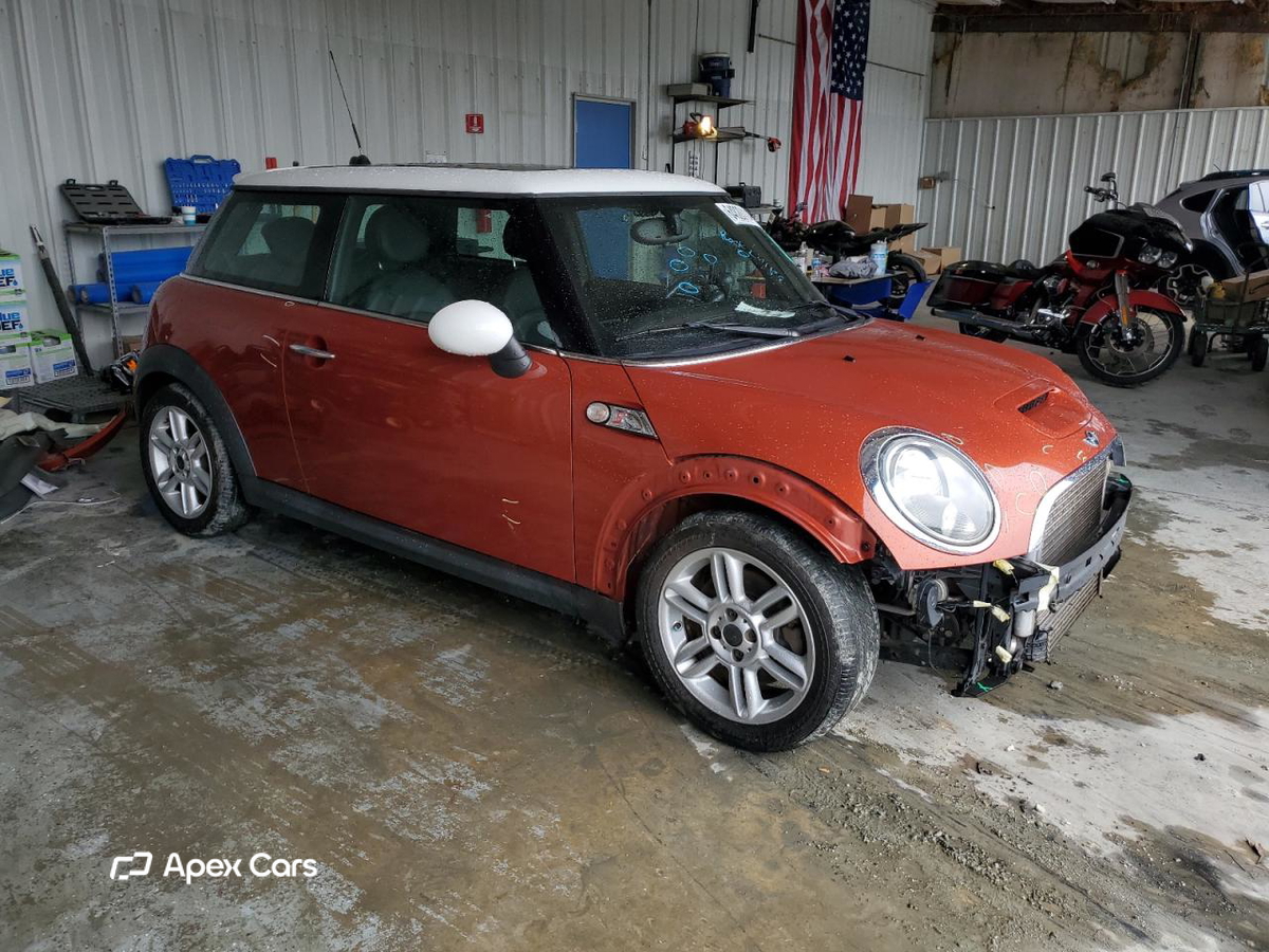 MINI Cooper 2011