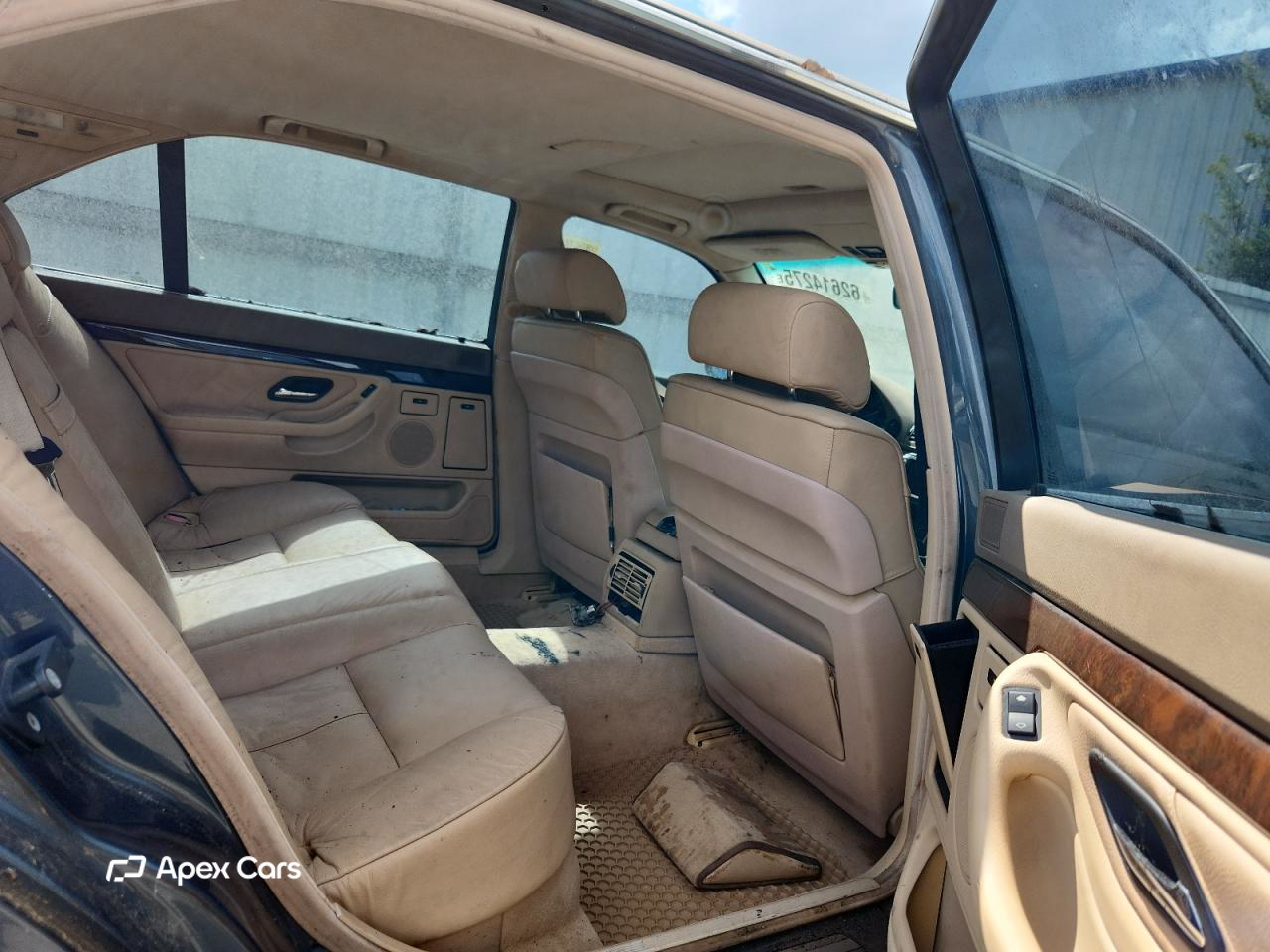 BMW Series 7 2001