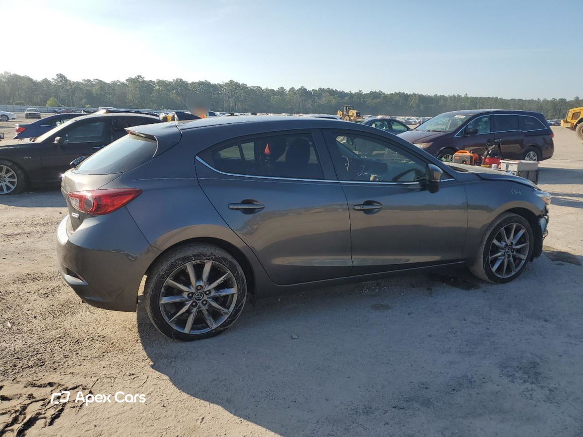Mazda 3 2018