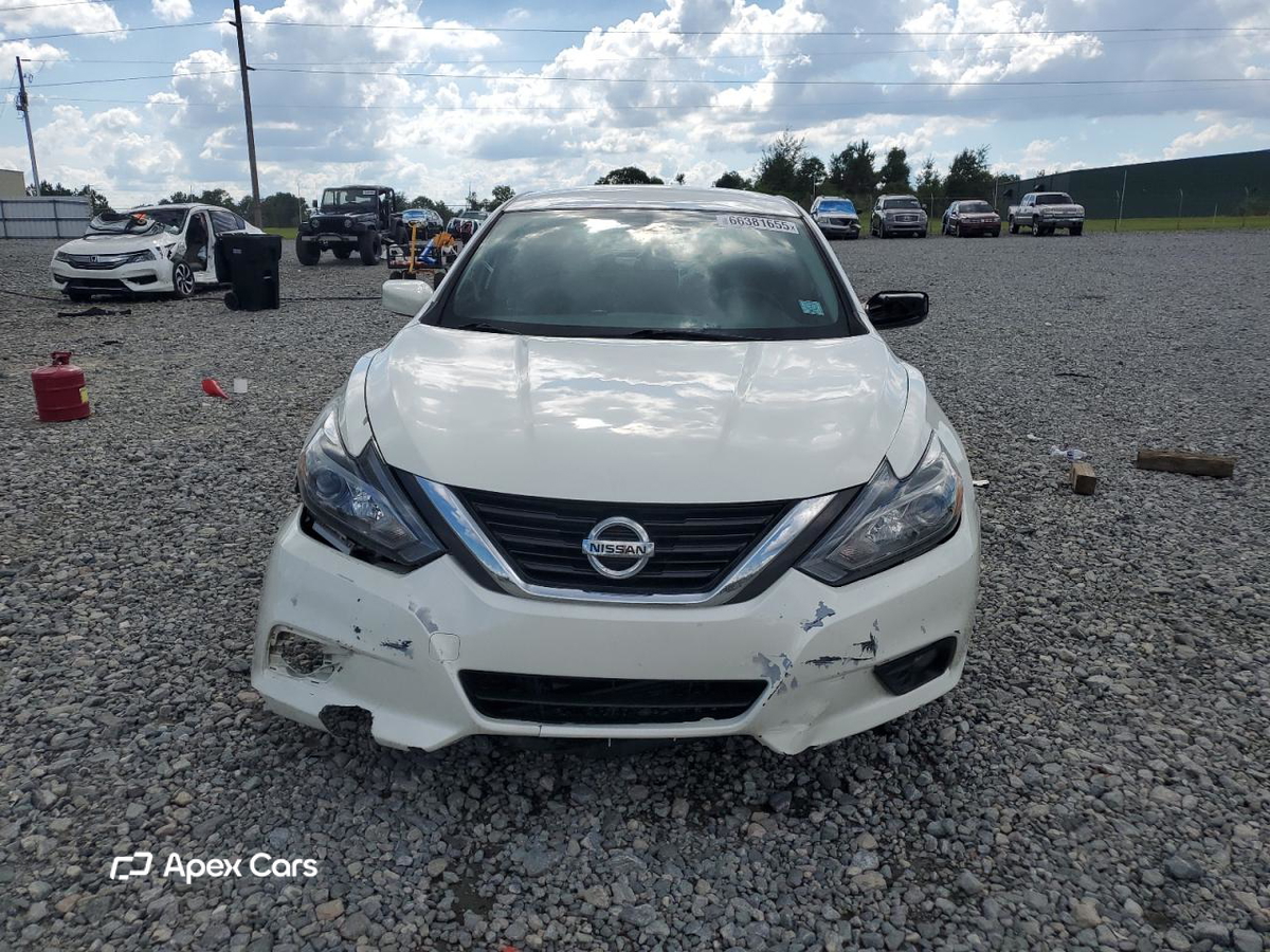 Nissan Altima 2017