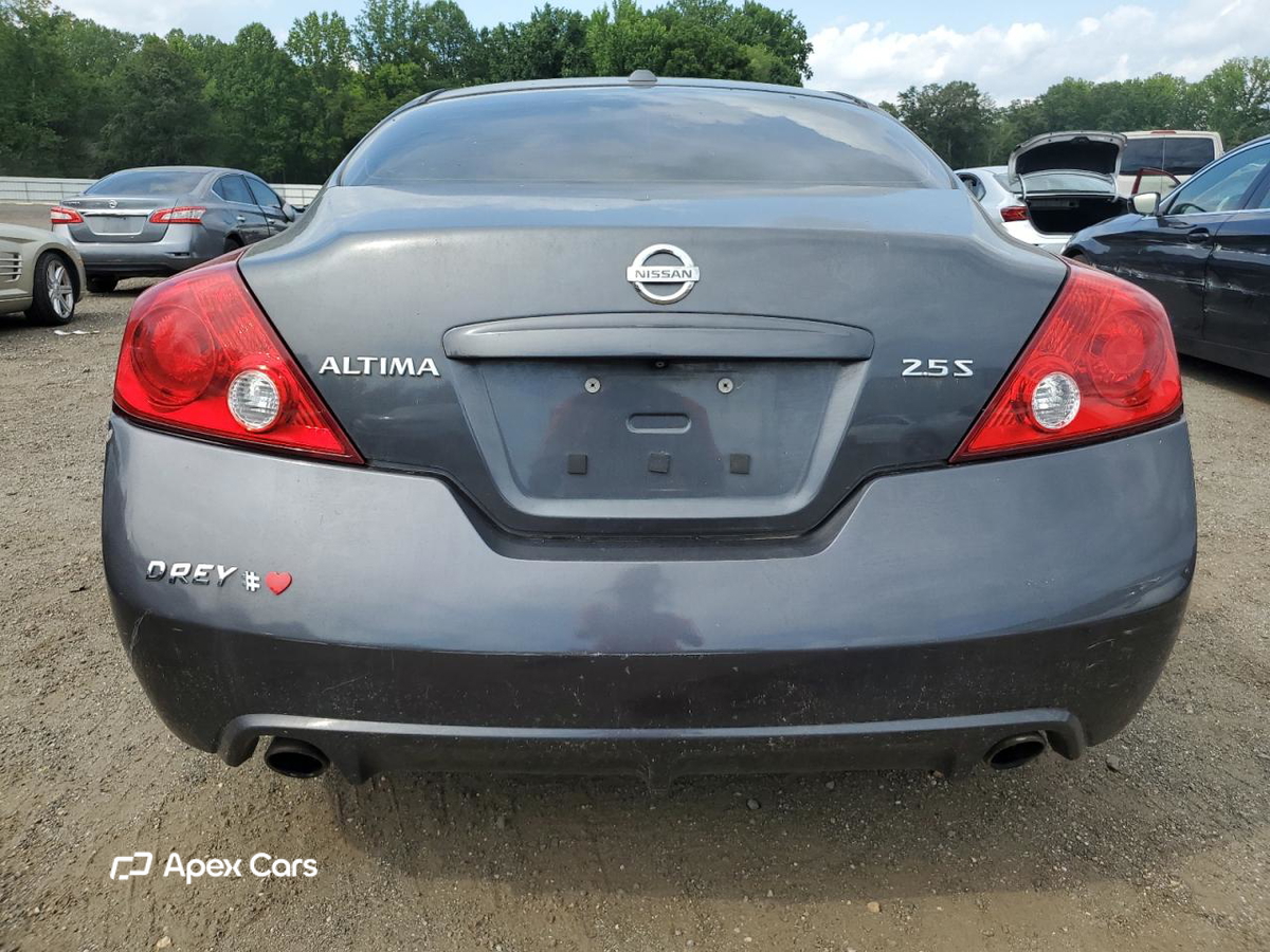 Nissan Altima 2012