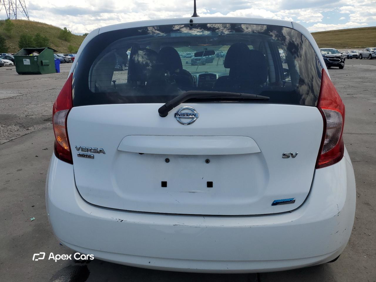 Nissan Versa 2016