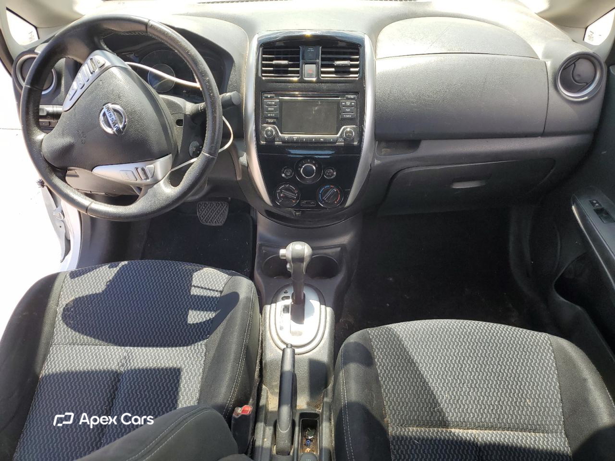 Nissan Versa 2016