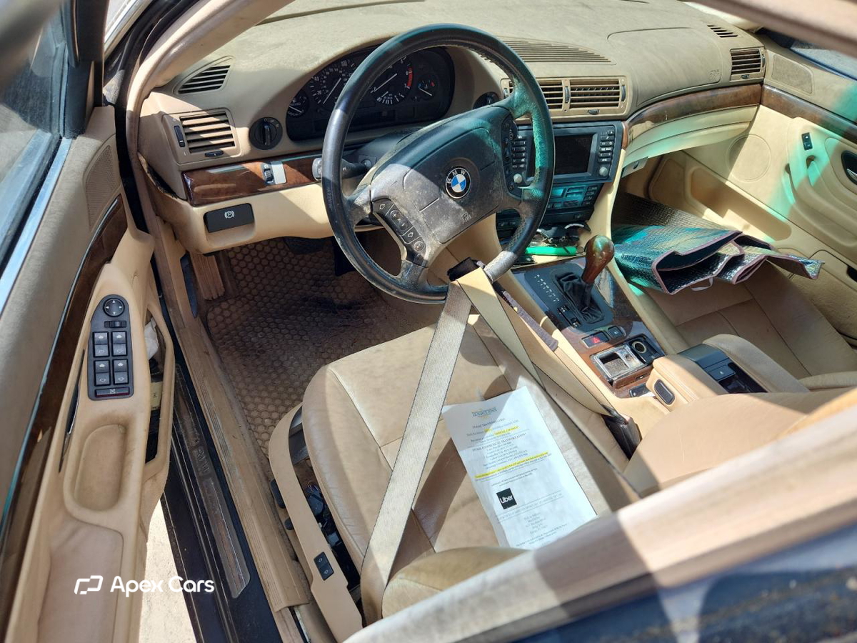 BMW Series 7 2001