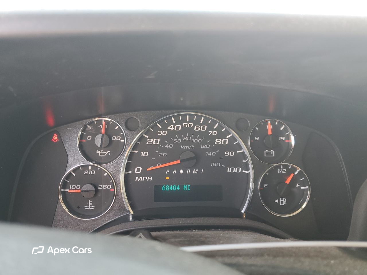 Chevrolet Express 2013