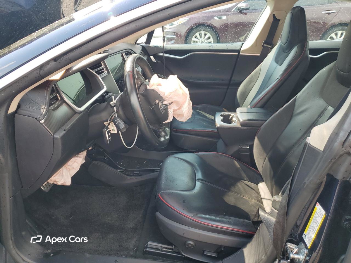 Tesla Model S 2013