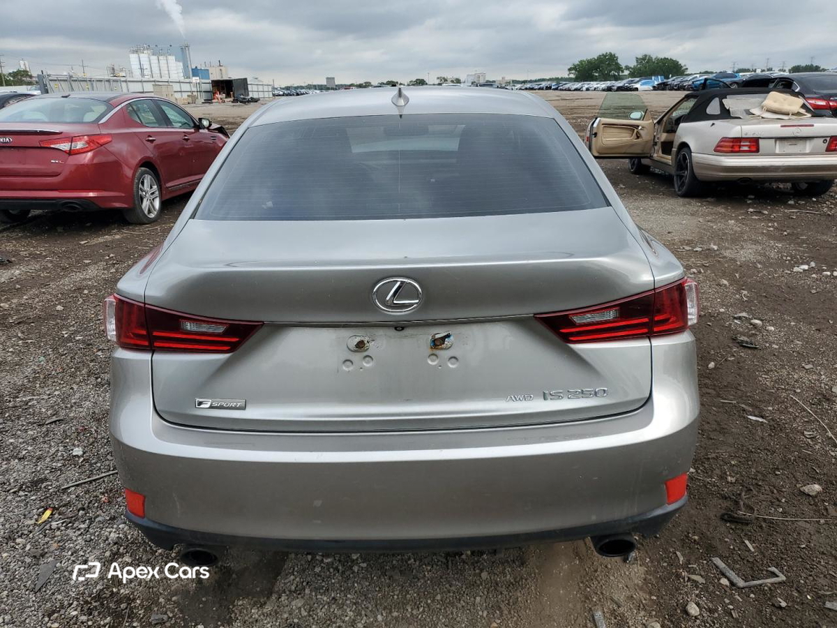 Lexus IS 2015