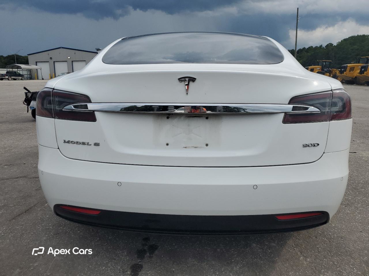 Tesla Model S 2016