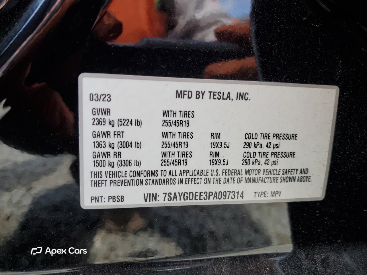 Tesla Model Y 2023
