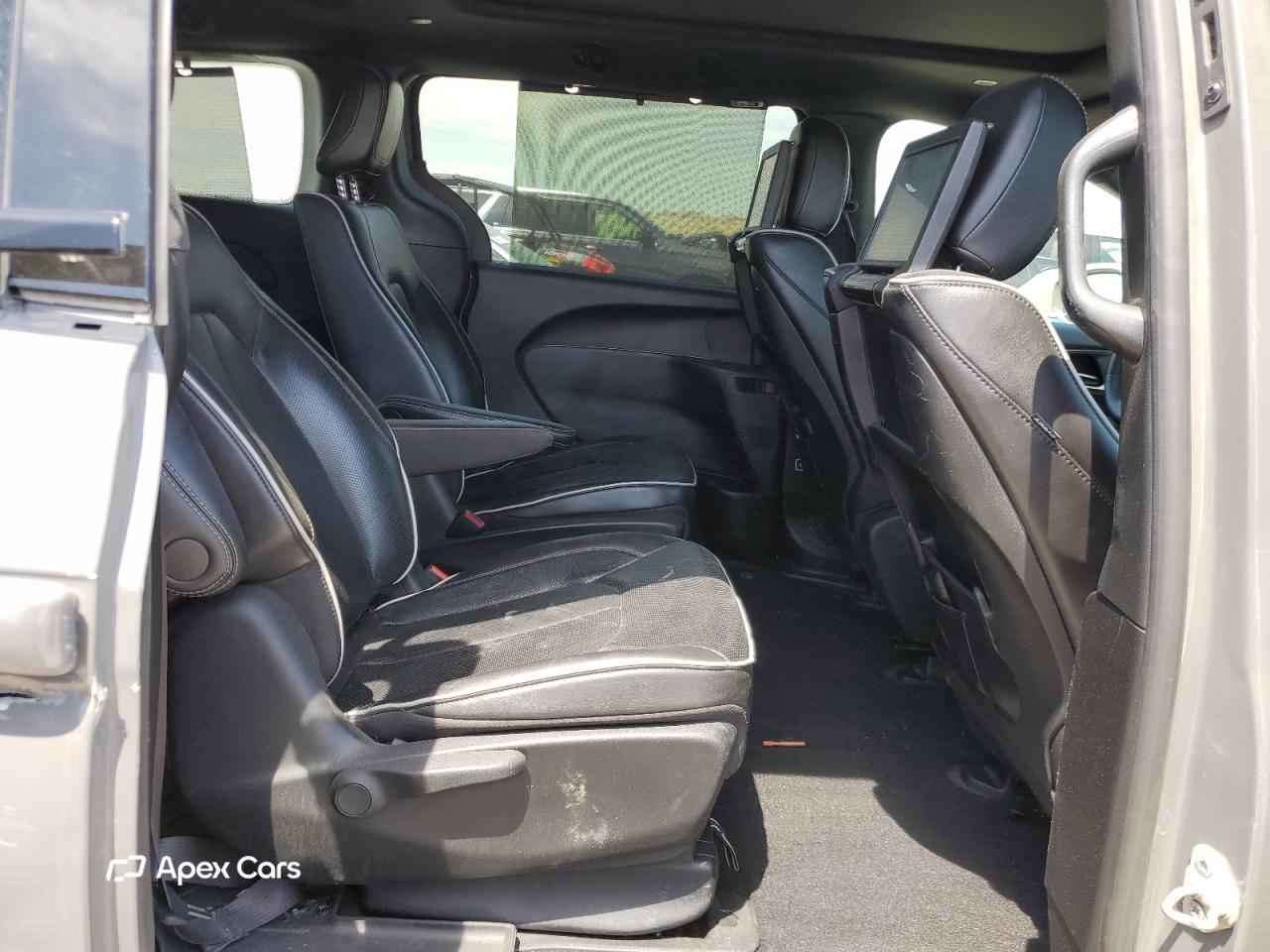 Chrysler Pacifica 2022