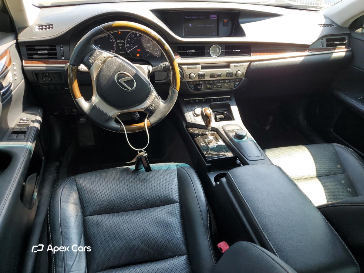 Lexus ES 2013