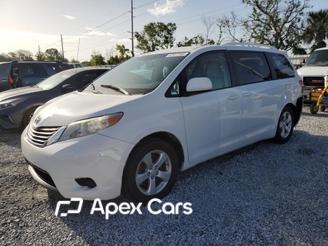 Toyota Sienna 2013 - Image 1 of 14