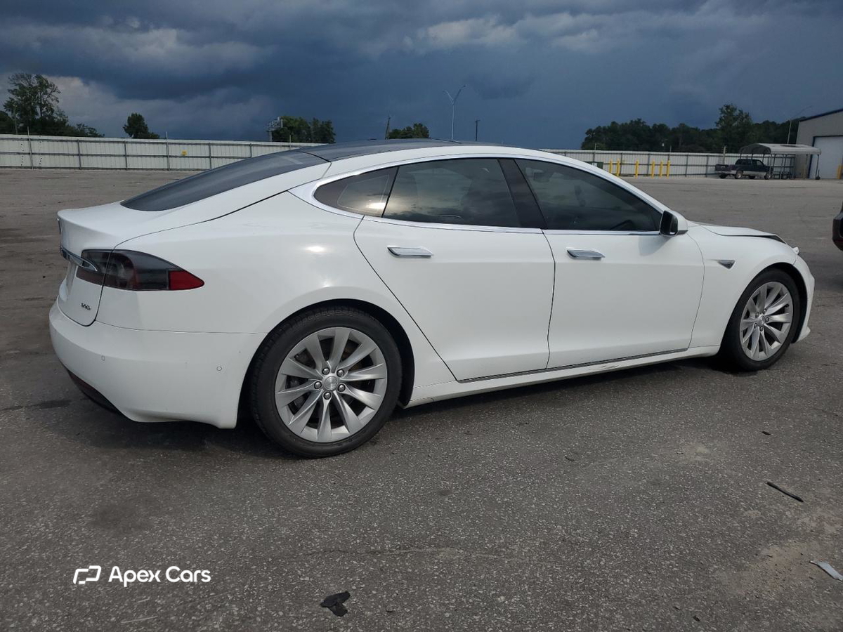 Tesla Model S 2016
