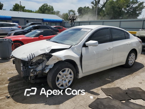 Nissan Altima 2011 - Zdjęcie 1 z 14
